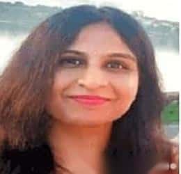 Dr. Aditi Pandey, [object Object]