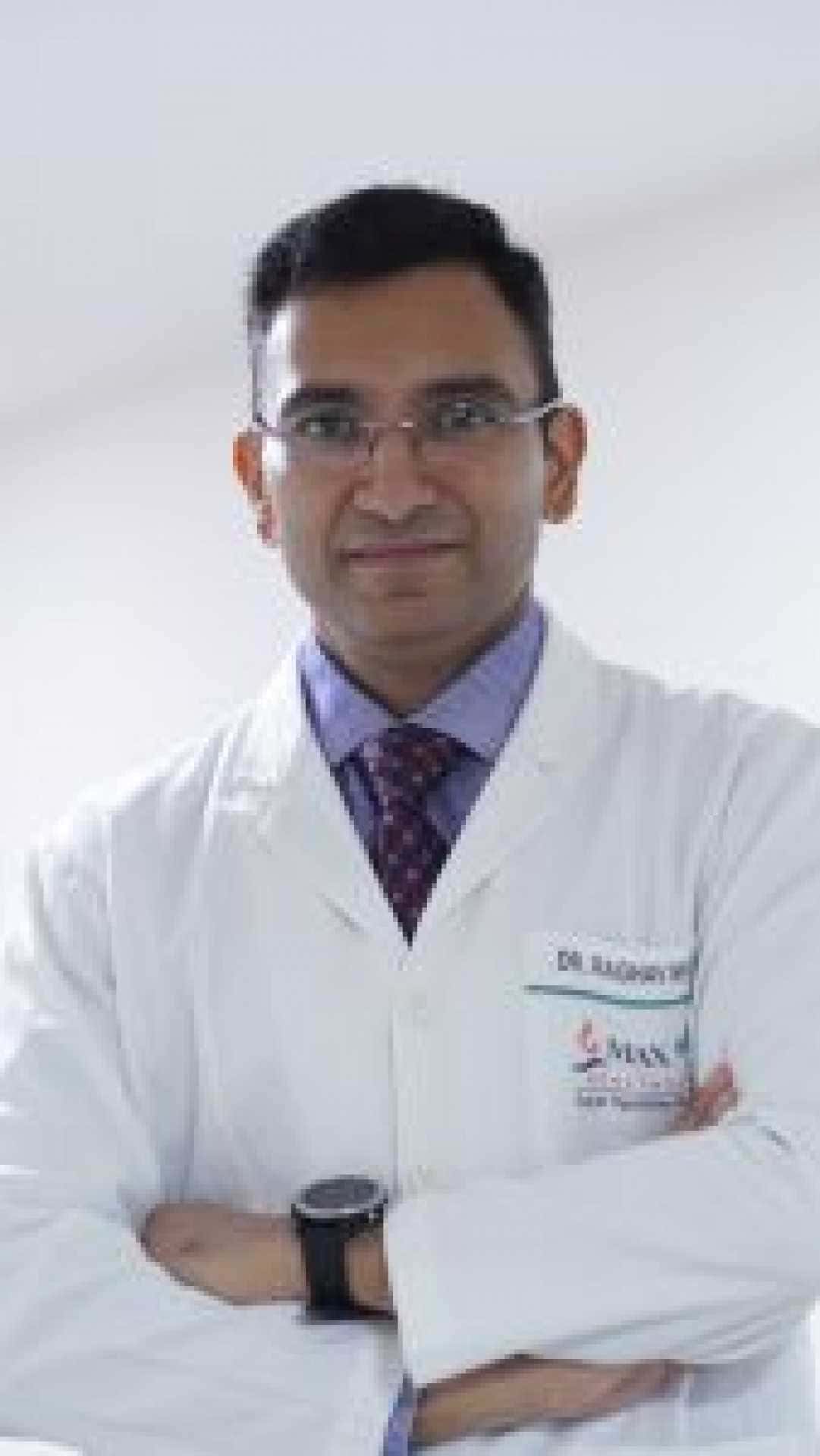 Dr Raghav Mantri, [object Object]