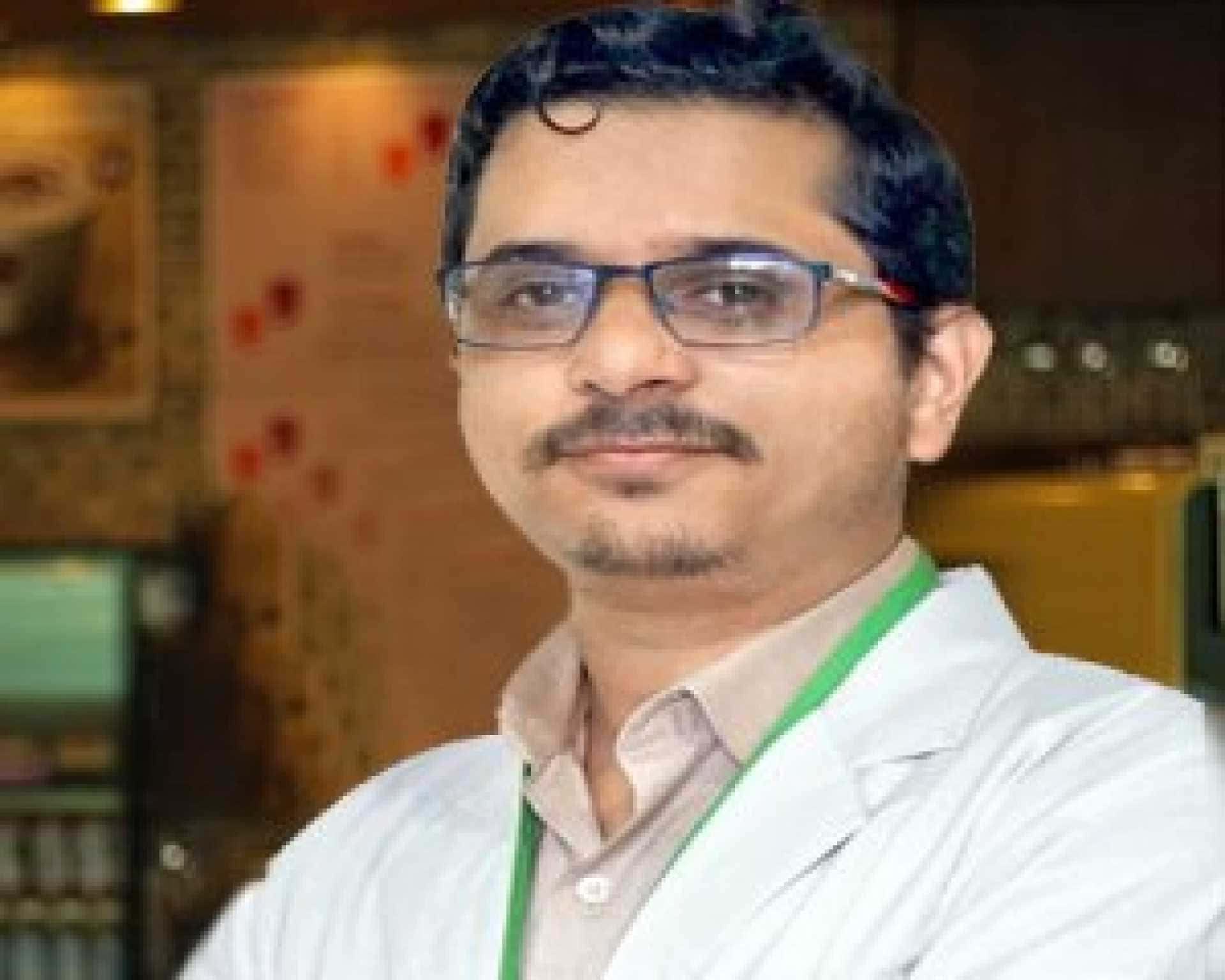 Docteur. Akhil Gautam, [object Object]