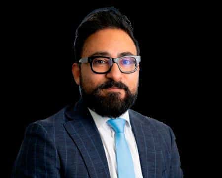 Encik Syed Ali Shahzad , [object Object]