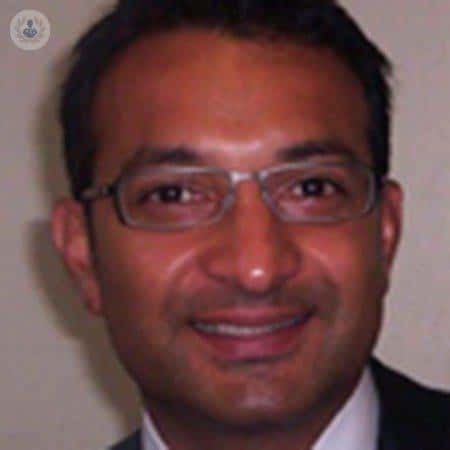 Dr Ravi Kamdar , [object Object]