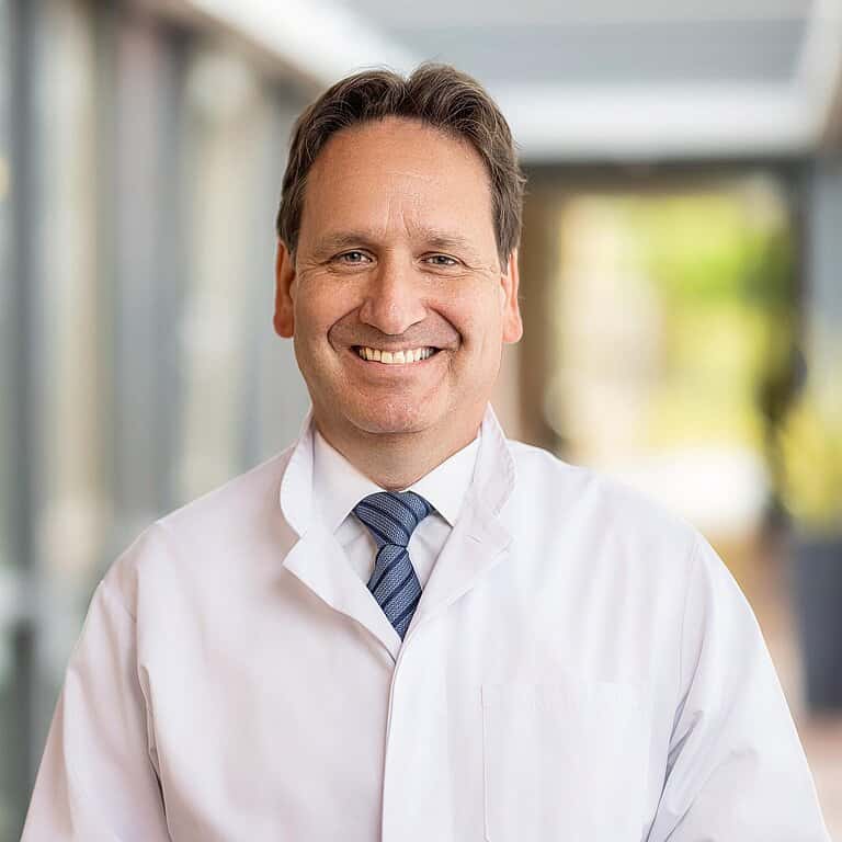Professeur. Docteur. Karsten E.. DreinhÖfer, [object Object]
