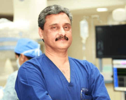 Docteur. Atul Mathur, [object Object]