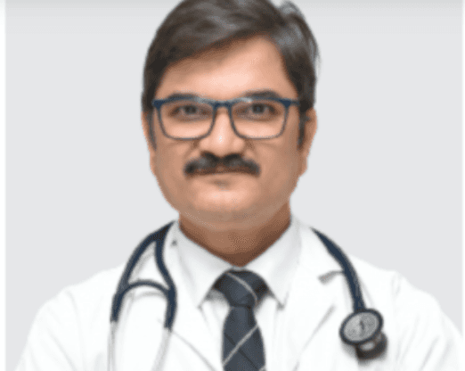 Docteur. Kuldeep Arora, [object Object]