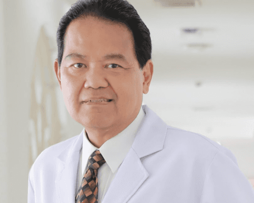 Docteur. Jirapong Vorasuntharosoth, [object Object]