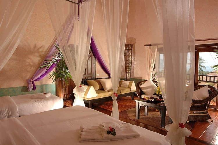 Villa avec jacuzzi et balcon royal privé