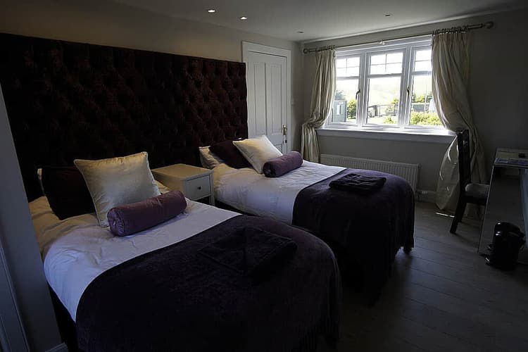 2 people Double/Twin Room