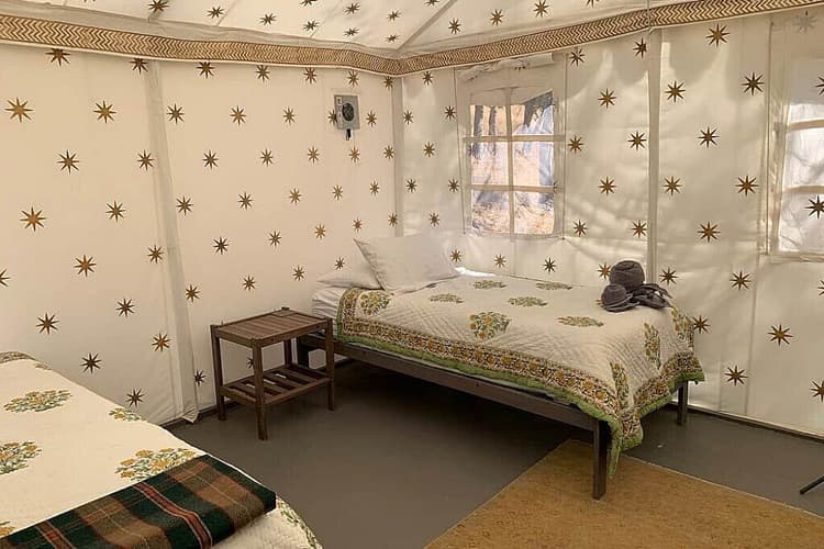 White Glamping Tent Twin XL (Two Guest)