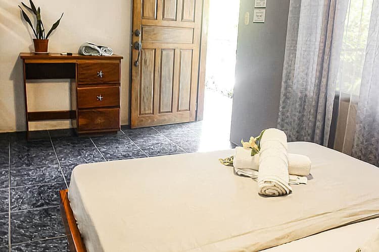 Private Double Room (2 People)