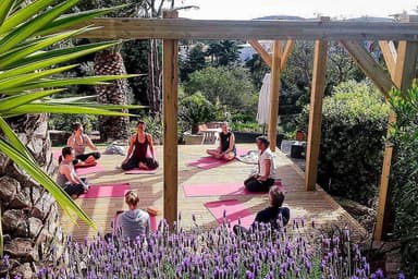 8 Hari Yoga & Retret Petualangan Luar Ruang di Algarve, Portugal