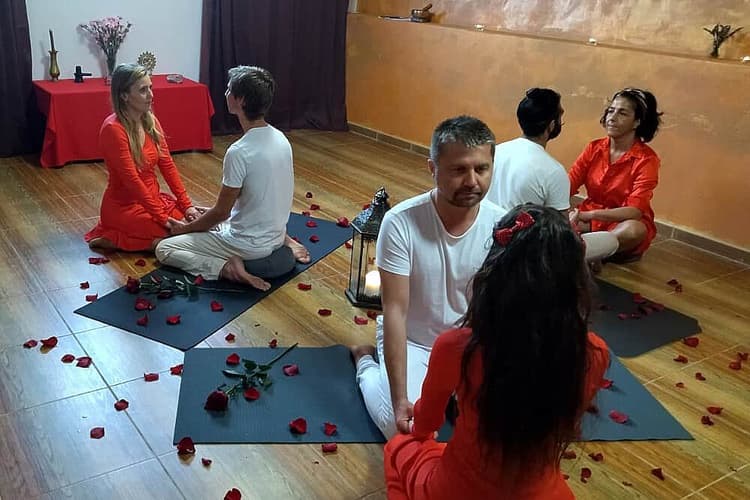 7 Day Couples Only Tantra Massage at Yoga Retreat sa Tenerife
