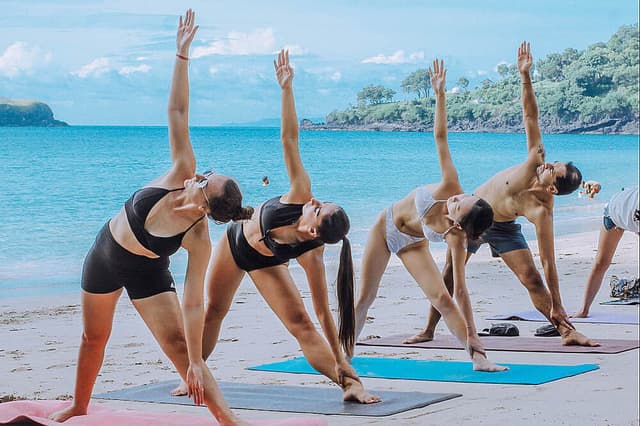 28 Latihan Guru Yoga Pelbagai Gaya Hari 300 Jam di Bali