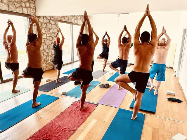 8 Journée de retraite spirituelle de yoga pour hommes en Crète, Grèce