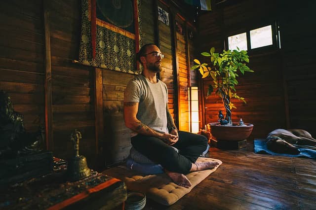 7 Day Semi-Silent Buddhist Meditation & Yoga Retreat, Colombia