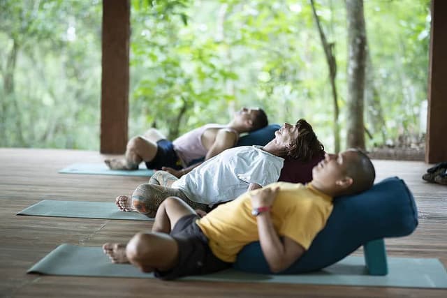 4 Hiking hari, memasak & menanam pokok & percutian yoga di Sri Lanka
