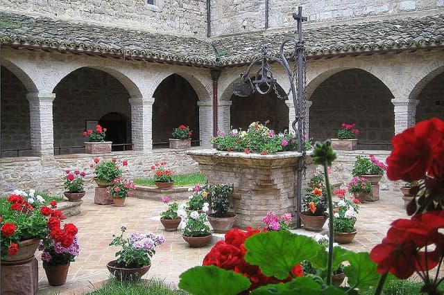 8 Jour isolé une retraite de méditation silencieuse à Assise, Italie