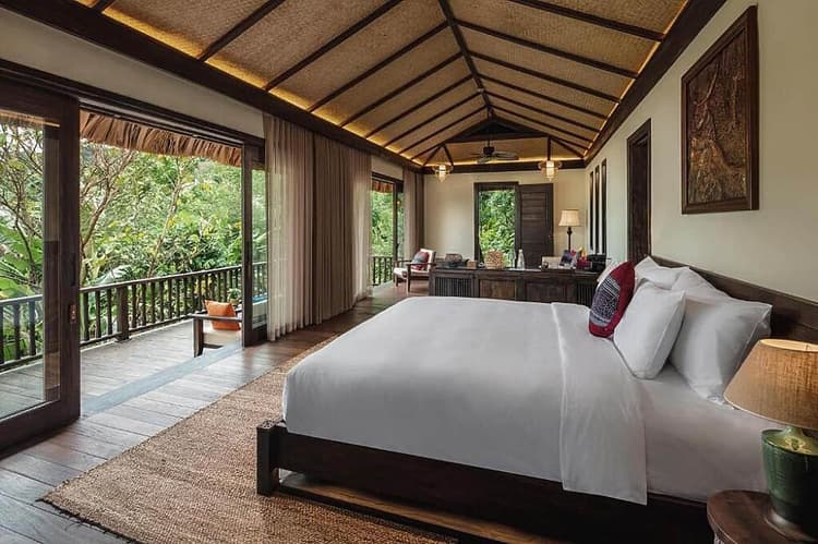Kamar ganda/kembar (per orang)