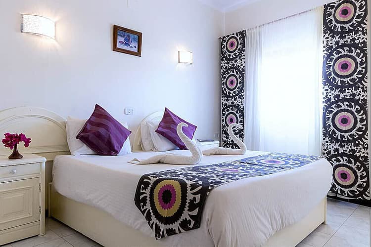 একক স্ট্যান্ডার্ড রুম