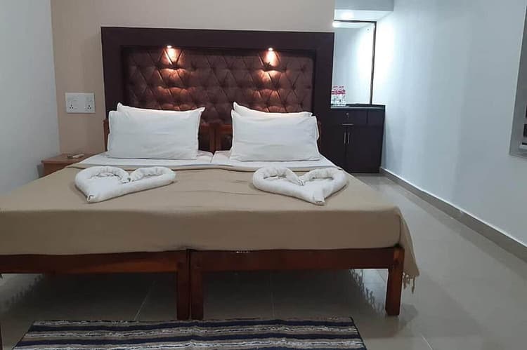 Private Room (1 Person)