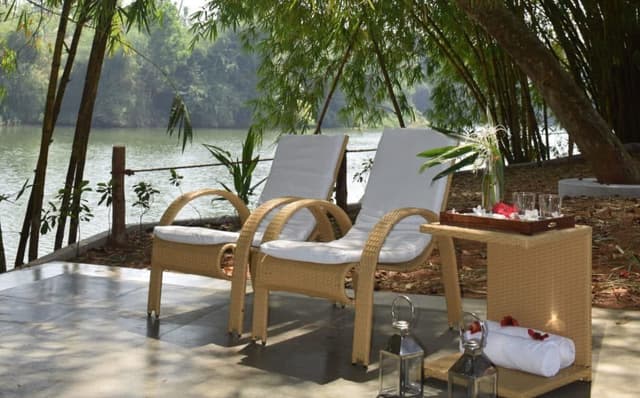 የመቶሃሃ ደህንነት Ayurvedic ሽግግር