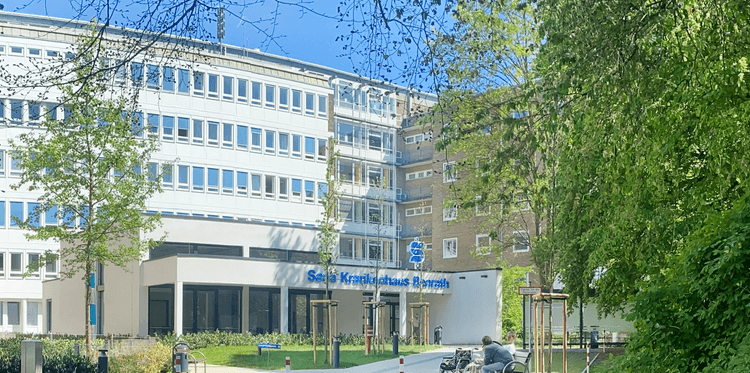 የሳና ሆስፒታል ቤንራት, ጀርመን