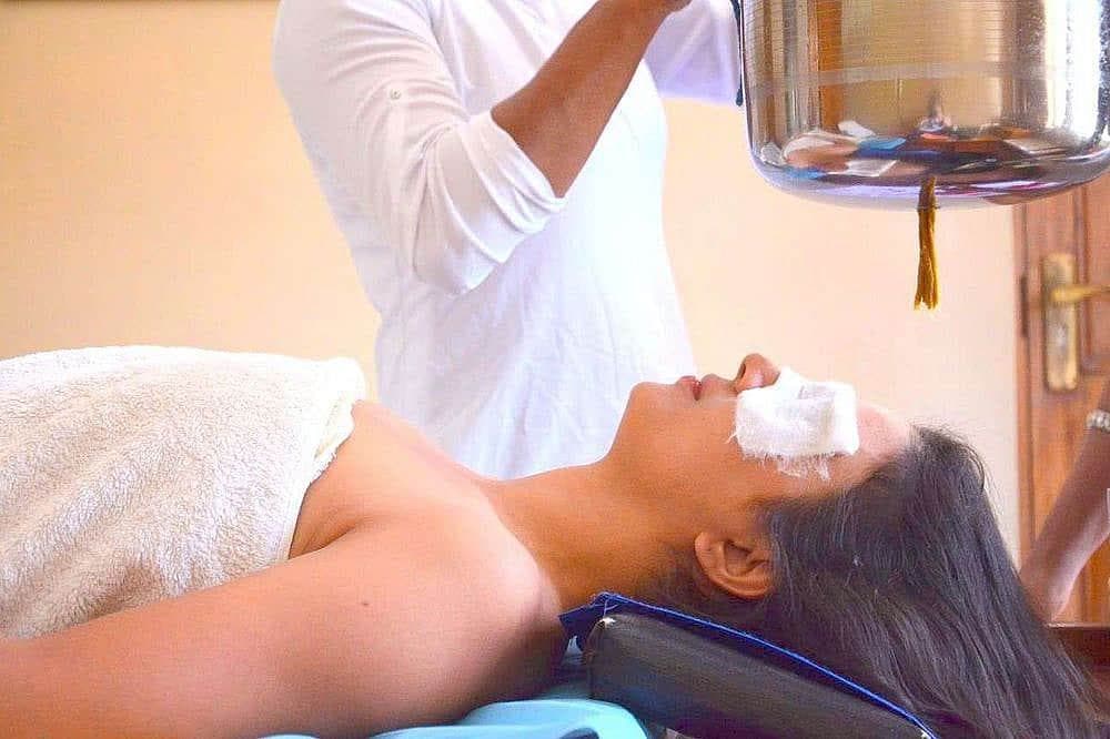 5 ቀን የሚያድስ Ayurveda Detox እና Yoga Retreat በሪሺኬሽ