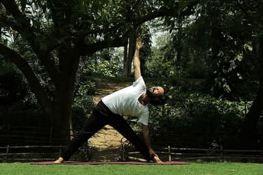 8 Hari Tujuh Perjalanan Chakra: Yoga, Meditasi & Breathwork di Goa