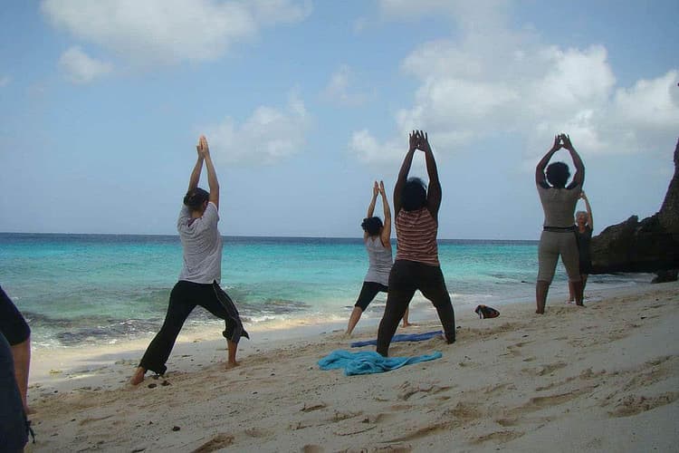 4 Retret Yoga & Meditasi Hari di Curaçao yang indah