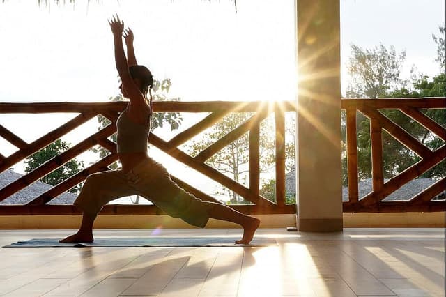 4 Pakej Yoga dan Surf Peribadi Hari di Olon, Ecuador