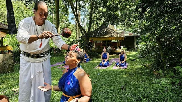8 Journée de retraite de yoga pour le nettoyage émotionnel et la purification de l'énergie, Bali