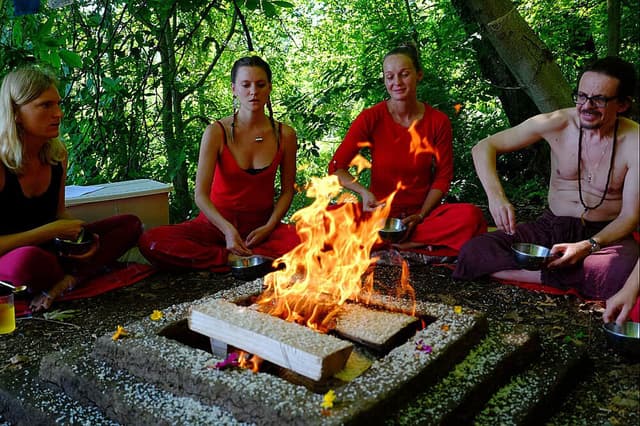 9 Journée avancée de formation/retraite de yoga transformateur et de tantra, Grèce