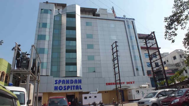 Больницы Спандан