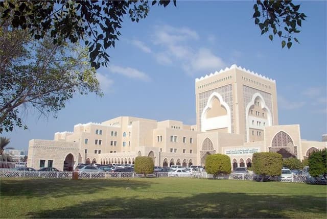 Cité médicale de Cheikh Khalifa