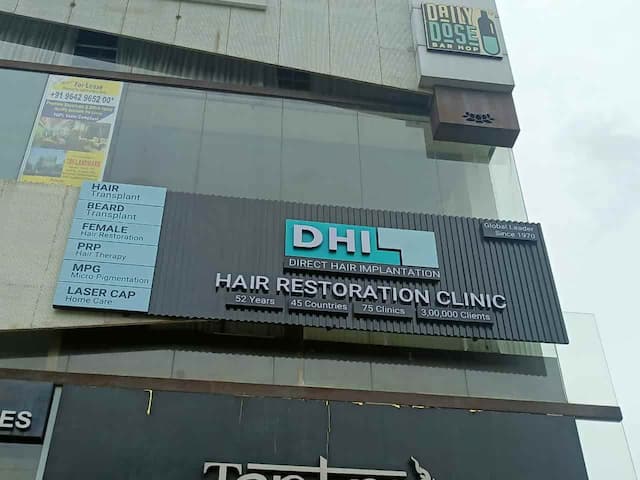 DHI لزراعة الشعر وعيادة الترميم - دلهي