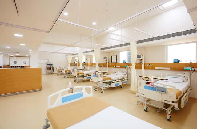 Hôpital Max Nanavati, Bombay