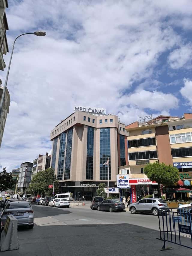 Pusat Perubatan Medicana Çamlıca