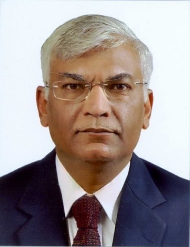 Dr. Ashish Kumar Shrivastav, [object Object]