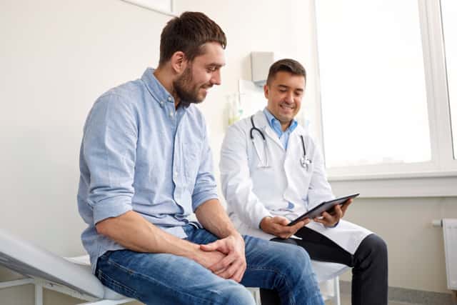 Packages de contrôle de santé adultes avancés (hommes) hospitalisés