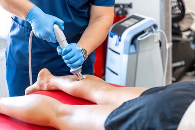 EVLT (traitement laser endoveineux) - une jambe